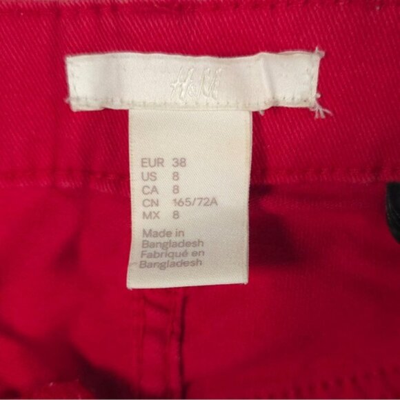 H&M Denim Cuffed Red Shorts Size 8 - Picture 3 of 8